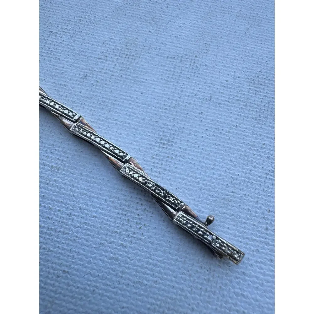 Vintage Sterling Silver Tennis Bracelet with 2 Small Diamonds on Clasp 7.5